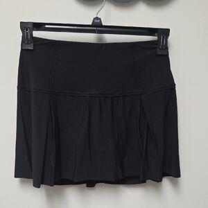 Lululemon Women’s Black Tennis Skirt